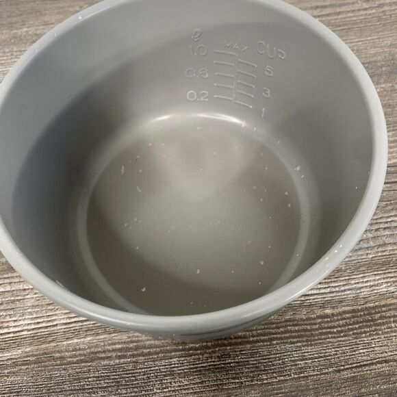 Used Zojirushi 5-Cup Rice Bowl for NS-PC10 Rice Cooker & Warmer Made in Japan - Picture 2 of 6